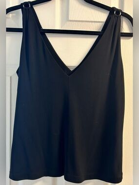 Lida Baday Black V-Neck Sleeveless high quality jersey V-neck sleeveless top